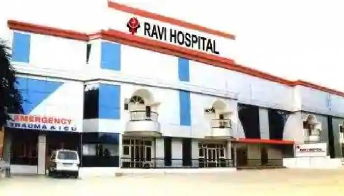 आगरा: कोरोना संक्रमित बचा भी नहीं, अस्पताल ने बनाया 9.60 लाख का बिल, DM ने लिया एक्शन आगरा: कोरोना संक्रमित बचा भी नहीं, अस्पताल ने बनाया 9.60 लाख का बिल, DM ने लिया एक्शन