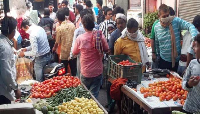 Ranchi: कोरोना की दूसरी लहर में मौत से आंख मिचौली खेल रहे लोग, जानिए कैसे Ranchi: कोरोना की दूसरी लहर में मौत से आंख मिचौली खेल रहे लोग, जानिए कैसे