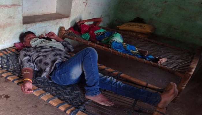 Dungarpur News : कोरोना महामारी का उठा रहे फायदा, इलाज कर रहे झोलाछाप डॉक्टर Dungarpur News : कोरोना महामारी का उठा रहे फायदा, इलाज कर रहे झोलाछाप डॉक्टर