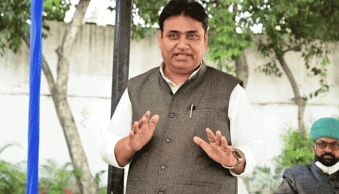 Satish Poonia के आरोपों पर PCC चीफ Doatsra ने दी तीखी प्रतिक्रिया, बयान हुआ Viral Satish Poonia के आरोपों पर PCC चीफ Doatsra ने दी तीखी प्रतिक्रिया, बयान हुआ Viral