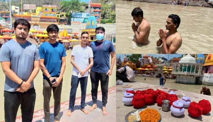 जिनको अपनों ने नहीं पूछा, उनको मोक्ष दिलाने हरिद्वार पहुंचे 4 दोस्त, किया 53 अस्थियों का विसर्जन जिनको अपनों ने नहीं पूछा, उनको मोक्ष दिलाने हरिद्वार पहुंचे 4 दोस्त, किया 53 अस्थियों का विसर्जन