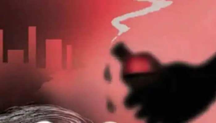 Lakhisarai: शादी से पहले दूल्हे के साथ घटी घटना, सेवा-सत्कार के बीच हुआ एसिड अटैक Lakhisarai: शादी से पहले दूल्हे के साथ घटी घटना, सेवा-सत्कार के बीच हुआ एसिड अटैक
