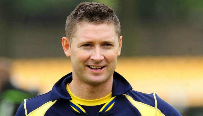 Michael Clarke का खुलासा, इस गेंदबाज को बताया Brett Lee और Shaun Tait से भी तेज Michael Clarke का खुलासा, इस गेंदबाज को बताया Brett Lee और Shaun Tait से भी तेज