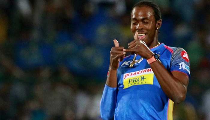 UAE को मिली IPL 2021 की मेजबानी, Rajasthan Royals ने Jofra Archer के 6 साल पुराने tweet पर लिए मजे UAE को मिली IPL 2021 की मेजबानी, Rajasthan Royals ने Jofra Archer के 6 साल पुराने tweet पर लिए मजे