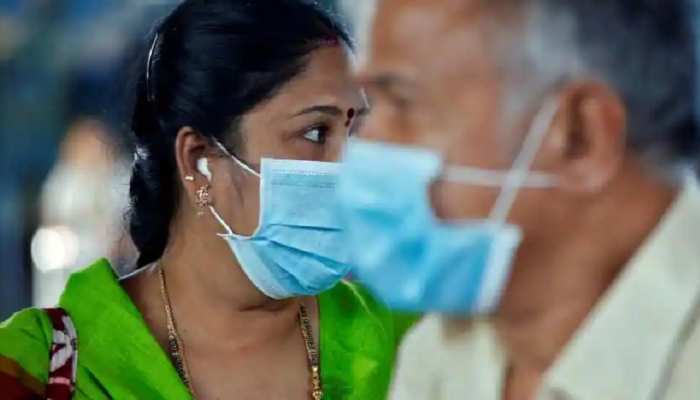 बेतिया में खत्म हुआ कोरोना का खौफ! सभापति के बेटे की शादी में नियमों का बना 'मजाक' बेतिया में खत्म हुआ कोरोना का खौफ! सभापति के बेटे की शादी में नियमों का बना 'मजाक'