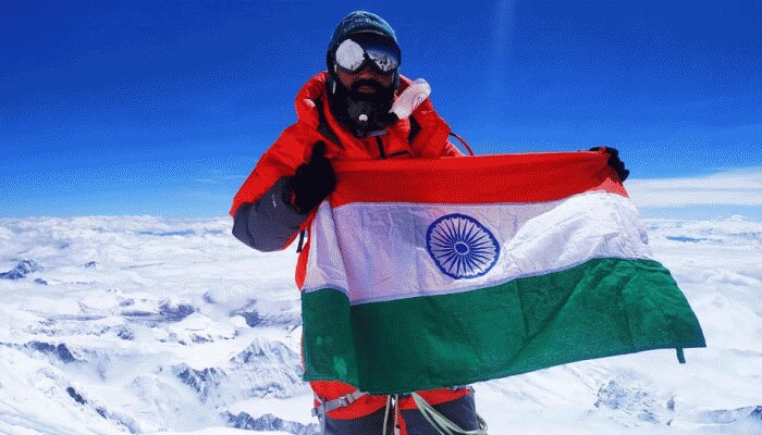 Jhunjhunu: Snowfall भी नहीं रोक सका Anil के इरादे को, माउंट एवरेस्ट पर फहराया तिरंगा