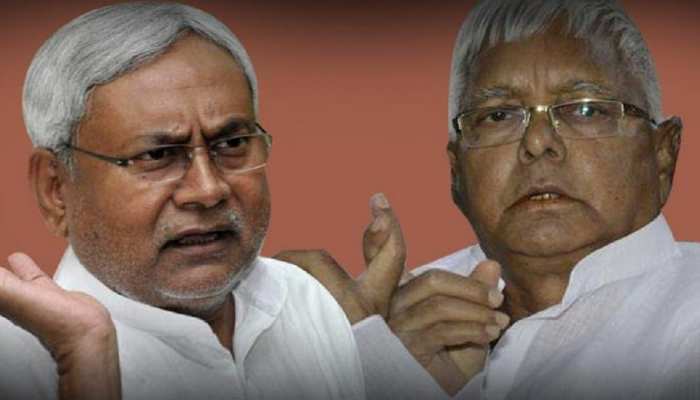 लालू-तेजस्वी का CM पर तंज, कहा-16 वर्षों में नीतीश ने बिहार को नीचे से टॉप करा ही दिया लालू-तेजस्वी का CM पर तंज, कहा-16 वर्षों में नीतीश ने बिहार को नीचे से टॉप करा ही दिया