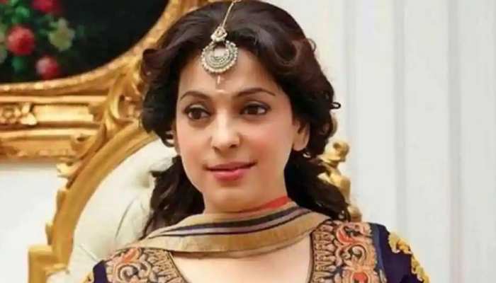 Juhi Chawla 5G Case: Delhi HC dismisses petition against 5G technology,  fined 20 lakh | Juhi Chawla à¤•à¥€ 5G à¤Ÿà¥‡à¤•à¥à¤¨à¥‹à¤²à¥‰à¤œà¥€ à¤•à¥‡ à¤–à¤¿à¤²à¤¾à¤« à¤¯à¤¾à¤šà¤¿à¤•à¤¾ à¤•à¥‹ à¤¦à¤¿à¤²à¥à¤²à¥€ HC  à¤¨à¥‡ à¤•à¤¿à¤¯à¤¾ à¤–à¤¾à¤°à¤¿à¤œ, à¤²à