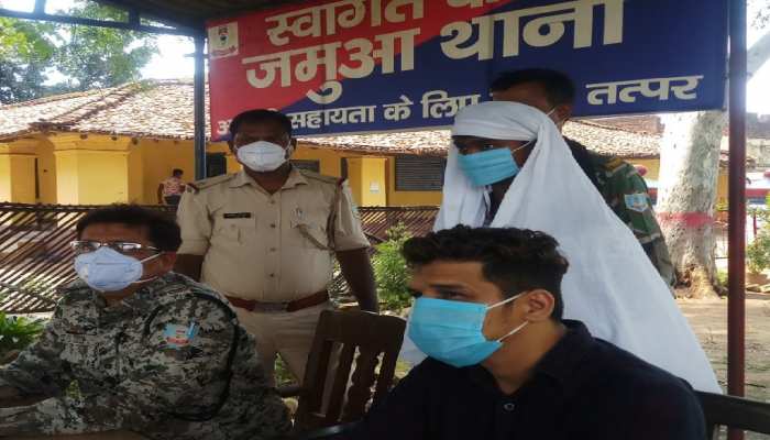 दिल्ली के निहाल विहार में हत्याकांड का आरोपी गिरफ्तार, प्रेमिका के साथ मिलकर की थी निर्मम हत्या दिल्ली के निहाल विहार में हत्याकांड का आरोपी गिरफ्तार, प्रेमिका के साथ मिलकर की थी निर्मम हत्या