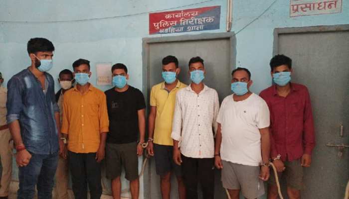 लखीसराय पुलिस को मिली बड़ी सफलता, शराब सिंडिकेट के मास्टरमाइंड सहित कुल 6 माफिया गिरफ्तार लखीसराय पुलिस को मिली बड़ी सफलता, शराब सिंडिकेट के मास्टरमाइंड सहित कुल 6 माफिया गिरफ्तार