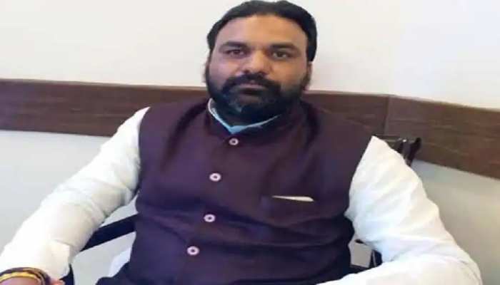 बिहार में मुखिया-सरपंच ही होंगे परामर्शी समिति के अध्यक्ष, पहले की तरह मिलेगा वेतन: सम्राट चौधरी बिहार में मुखिया-सरपंच ही होंगे परामर्शी समिति के अध्यक्ष, पहले की तरह मिलेगा वेतन: सम्राट चौधरी