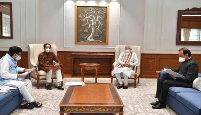 ପୁଣି ମହାରାଷ୍ଟ୍ରରେ ଏକାଠି ହେବେ କି BJP-Shiv Sena? କେନ୍ଦ୍ର ମନ୍ତ୍ରୀ ଦେଲେ ଶୁଭ ସଙ୍କେତ ପୁଣି ମହାରାଷ୍ଟ୍ରରେ ଏକାଠି ହେବେ କି BJP-Shiv Sena? କେନ୍ଦ୍ର ମନ୍ତ୍ରୀ ଦେଲେ ଶୁଭ ସଙ୍କେତ