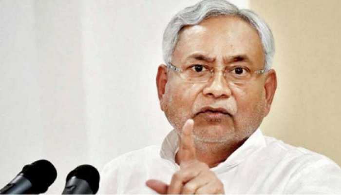 कोरोना संक्रमण के प्रकोप को रोकने के लिए जांच दर बढ़ाने की आवश्यकता: नीतीश कुमार कोरोना संक्रमण के प्रकोप को रोकने के लिए जांच दर बढ़ाने की आवश्यकता: नीतीश कुमार