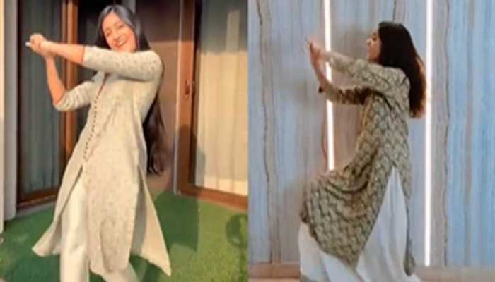 इस बच्ची ने Dhanashree Verma के Mashup Dance को किया हूबहू कॉपी, देखें Video इस बच्ची ने Dhanashree Verma के Mashup Dance को किया हूबहू कॉपी, देखें Video