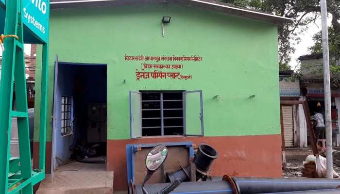 Bihar: इस बार भी 'डूब' जाएगा पटना? जलजमाव की समस्या पर विभागों ने फोड़ा एक दूसरे पर ठीकरा Bihar: इस बार भी 'डूब' जाएगा पटना? जलजमाव की समस्या पर विभागों ने फोड़ा एक दूसरे पर ठीकरा
