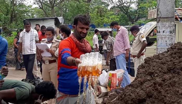 अवैध शराब के खिलाफ चला Patna पुलिस का अभियान, नष्ट की हजारों लीटर शराब अवैध शराब के खिलाफ चला Patna पुलिस का अभियान, नष्ट की हजारों लीटर शराब