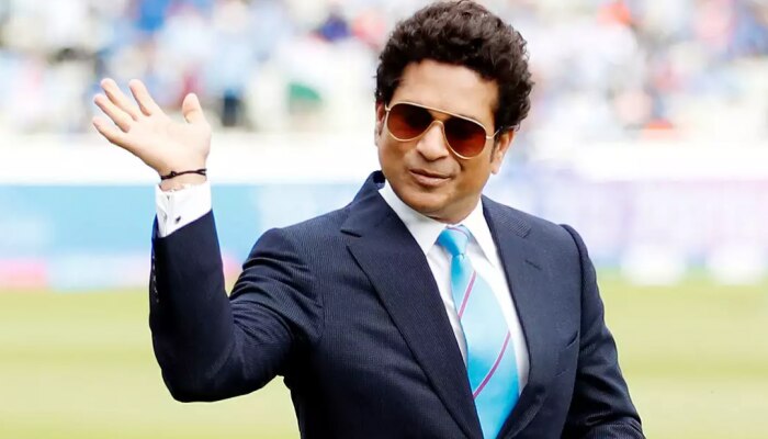 Sachin Tendulkar ने Pujara की बैटिंग का किया बचाव, आलोचकों को दिया करारा जवाब Sachin Tendulkar ने Pujara की बैटिंग का किया बचाव, आलोचकों को दिया करारा जवाब