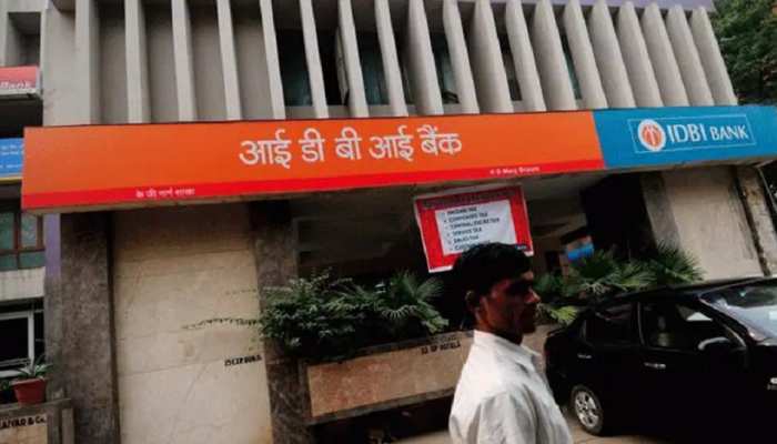 ପ୍ରାଇଭେଟ୍ ହାତକୁ ଯିବାପାଇଁ ପ୍ରସ୍ତୁତ IDBI Bank, ଜାଣନ୍ତୁ ବିକ୍ରି ହେବ କେତେ ସେୟାର? ପ୍ରାଇଭେଟ୍ ହାତକୁ ଯିବାପାଇଁ ପ୍ରସ୍ତୁତ IDBI Bank, ଜାଣନ୍ତୁ ବିକ୍ରି ହେବ କେତେ ସେୟାର?