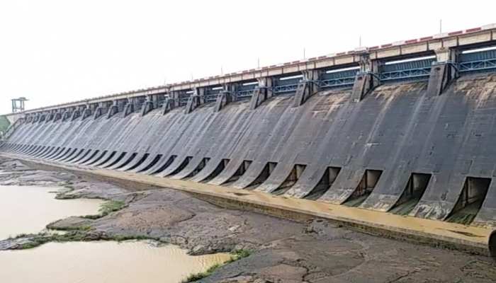 ଆଜି ହୀରାକୁଦରୁ ବର୍ଷର ପ୍ରଥମ ବନ୍ୟାଜଳ ନିଷ୍କାସନ ଆଜି ହୀରାକୁଦରୁ ବର୍ଷର ପ୍ରଥମ ବନ୍ୟାଜଳ ନିଷ୍କାସନ