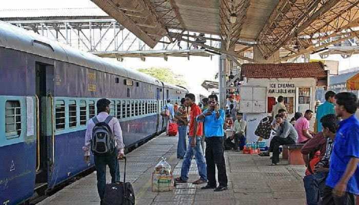 बिहार के रेलवे स्टेशन व ट्रेनों में धमाके की फिराक में आतंकी संगठन ISI, जानें बिहार-झारखंड की आज की Top News बिहार के रेलवे स्टेशन व ट्रेनों में धमाके की फिराक में आतंकी संगठन ISI, जानें बिहार-झारखंड की आज की Top News