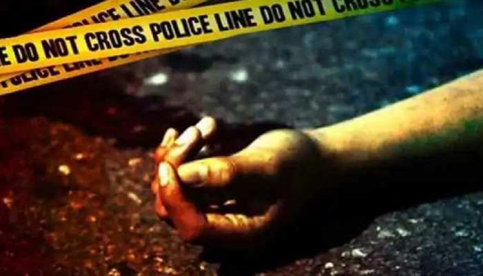 Muzaffarpur: कलयुगी माता-पिता की करतूत, पड़ोस के लड़के से करती थी प्रेम तो उतारा मौत के घाट Muzaffarpur: कलयुगी माता-पिता की करतूत, पड़ोस के लड़के से करती थी प्रेम तो उतारा मौत के घाट