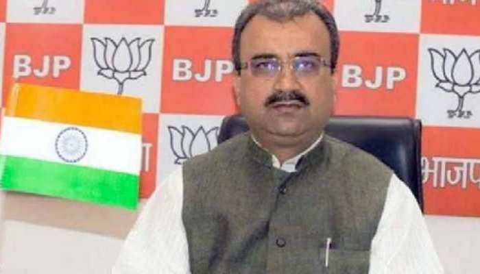 'कायाकल्प' के तहत राज्य के 34 सरकारी अस्पताल होंगे पुरस्कृतः मंगल पांडेय 'कायाकल्प' के तहत राज्य के 34 सरकारी अस्पताल होंगे पुरस्कृतः मंगल पांडेय