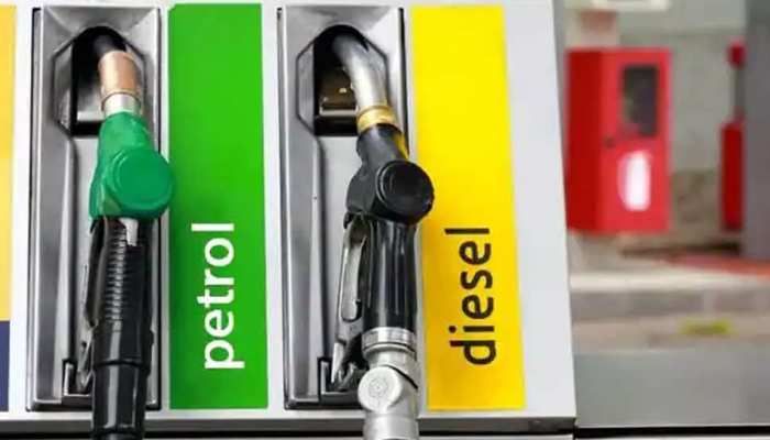Pakistan Govt hikes petrol price by Rs 5.4 per litre | Petrol-Diesel Price  Hike: पूरी तरह से कंगाल हुआ Pakistan! पेट्रोल के दाम जानकार चौंक जाएंगे आप  | Hindi News, पाकिस्तान-चीन
