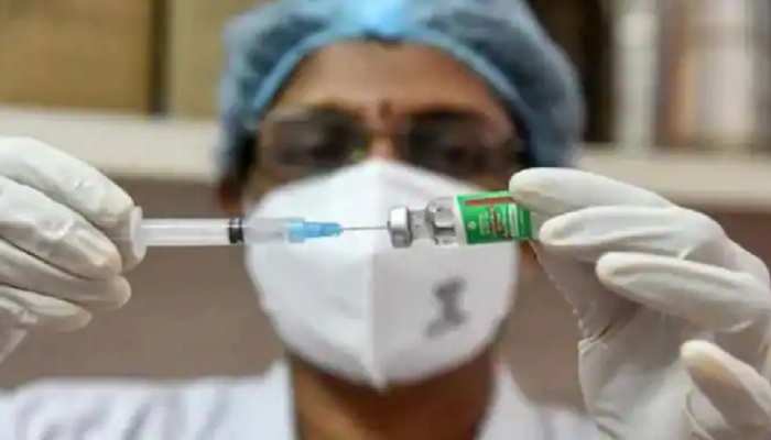 Bihar: वैक्सीनेशन का आंकड़ा हुआ दो करोड़ के पार, शुक्रवार को 2.5 लाख लोगों ने लिया टीका Bihar: वैक्सीनेशन का आंकड़ा हुआ दो करोड़ के पार, शुक्रवार को 2.5 लाख लोगों ने लिया टीका