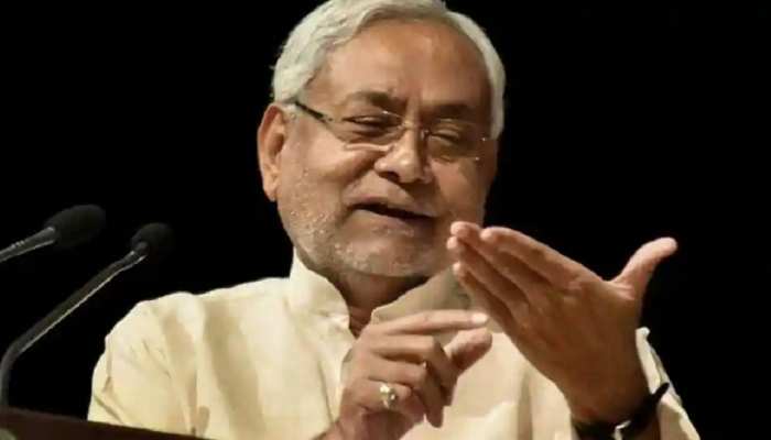 CM ने किया 'बाढ़' में नवनिर्मित सामुदायिक भवन का उद्घाटन, कहा- यहां के लोगों को हम जीवन भर नहीं भूलेंगे CM ने किया 'बाढ़' में नवनिर्मित सामुदायिक भवन का उद्घाटन, कहा- यहां के लोगों को हम जीवन भर नहीं भूलेंगे
