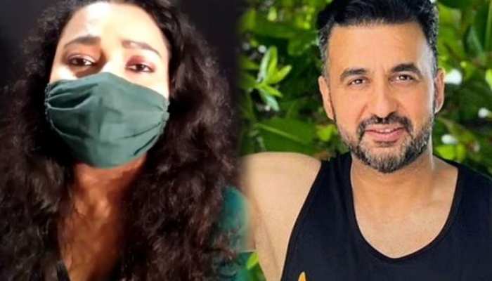 Raj Kundra Pornograpy Case Sagarika Sona says Raj Kundra bluffs girls to do  ponography shoots | Raj Kundra Pornograpy Case: मॉडल का खुलासा, बिकिनी शूट  से शुरू होती है कहानी; फिर कराते
