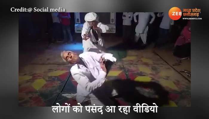 Two tau did amazing naagin dance on dj me teri dusman dusman tu mera song mpap