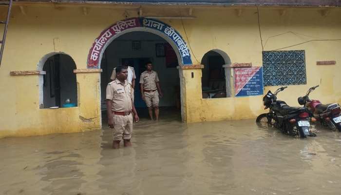 Meteorological Department issued red alert for Rajasthan predicting heavy  rains over | Rajasthan में Himachal जैसा मौसम, अगले कुछ दिनों के लिए भारी  बारिश का &#39;Red Alert&#39; | Hindi News, जयपुर