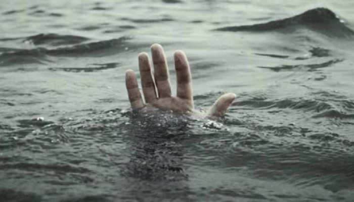 Motihari Five children died due to drowning in a pit filled with water|पानी से भरे गड्ढे में डूबने से पांच बच्चों की मौत, पीड़ित परिवार को मिलेगा मुआवजा | Hindi News, मुजफ्फरपुर
