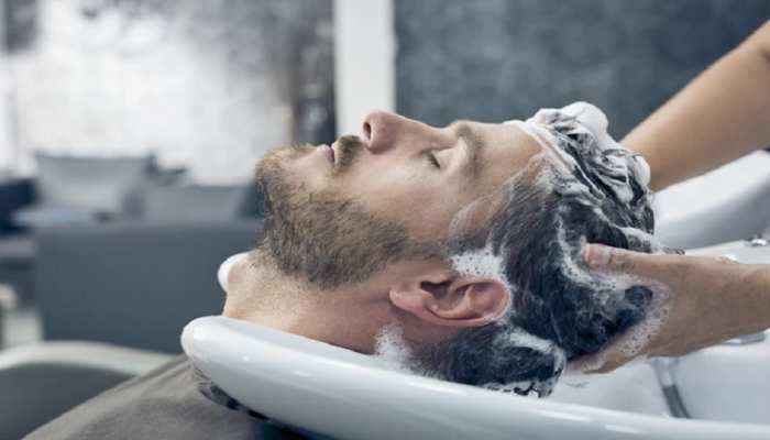 how to wash your hair correctly know how often you should shampoo your hair  samp | Hair Wash Tips: हफ्ते में कितनी बार करना चाहिए शैंपू? जानें बाल धोने  का सही तरीका |