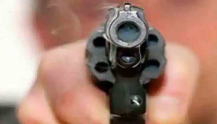 नालंदा में अपराधी बेखौफ! लूटपाट के दौरान ट्रक चालक की गोली मारकर हत्या नालंदा में अपराधी बेखौफ! लूटपाट के दौरान ट्रक चालक की गोली मारकर हत्या