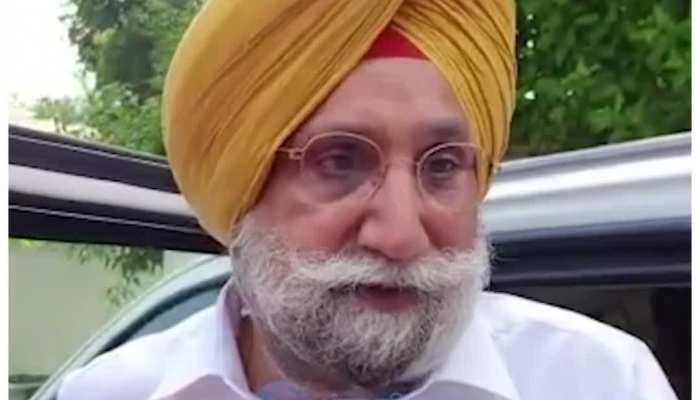 Sukhjinder Randhawa gets angry, lashes out at journalists