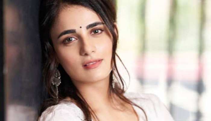 radhika Madan speaks on her love life she never makes installments relationship | राधिका मदान ने रिलेशनशिप पर कही ऐसी बात, सुनकर आपको भी हो जाएगा इनसे प्यार | Hindi News, Zee