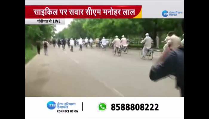 CM Manohar Lal reached the Secretariat riding a bicycle with the MLAs