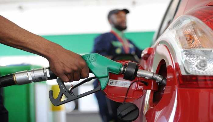 Petrol Price Know when and how petrol will be cheaper! Petroleum Minister  Hardeep Singh Puri gave information| Petrol Price: जानिए कब और कैसे पेट्रोल  होगा सस्ता! पेट्रोलियम मंत्री हरदीप सिंह ...