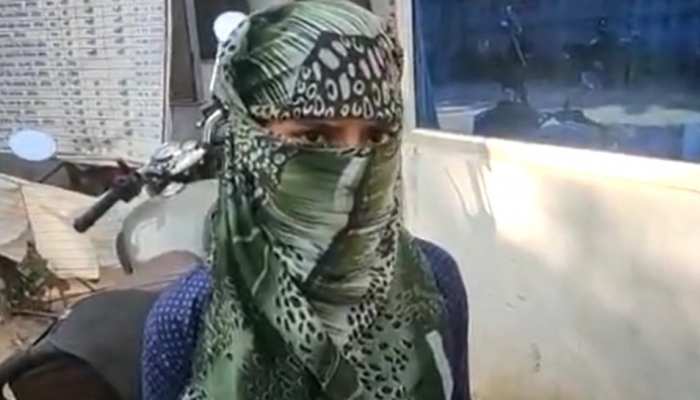 औरैया: अंतिम संस्कार के बाद जिंदा लौटी लड़की, पढ़िए हैरान कर देने वाला मामला औरैया: अंतिम संस्कार के बाद जिंदा लौटी लड़की, पढ़िए हैरान कर देने वाला मामला