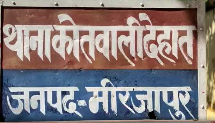 शराब के नशे में 3 साल के मासूम को मेले में भूल आया बाप, तलाश में दर-दर भटक रही मां की खाकी ने की मदद शराब के नशे में 3 साल के मासूम को मेले में भूल आया बाप, तलाश में दर-दर भटक रही मां की खाकी ने की मदद