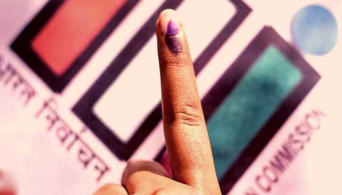 चुनाव आयोग ने दिया संकेत, UP 20 दिसंबर के बाद कभी भी लागू हो सकती है आदर्श चुनाव आचार संहिता चुनाव आयोग ने दिया संकेत, UP 20 दिसंबर के बाद कभी भी लागू हो सकती है आदर्श चुनाव आचार संहिता