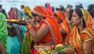 varanasi dm releases order holiday tomorrow for class 1 to 8 classes for  chhath puja | Chhath Puja 2021: वाराणसी में कल कक्षा 1 से 8 तक सभी स्कूल  रहेंगे बंद, DM