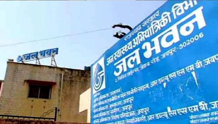 ईडी ने पूर्व कांग्रेस मंत्री से जुड़े परिसरों पर छापेमारी की