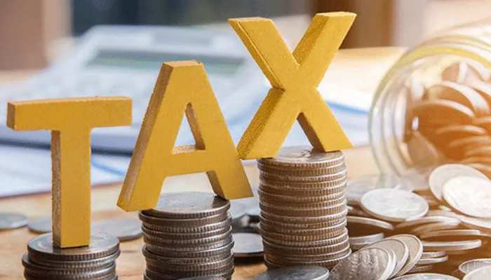 tax saving tips how to save tax in 2022 tax kaise bachaye | Tax Saving Tips : ज्यादा टैक्स सेविंग के लिए इन सरकारी योजनाओं में करें निवेश, अभी भी है समय |