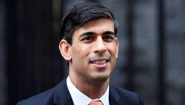 Indian origin Rishi Sunak in the race of britain next prime minister |  ब्रिटेन: शराब पार्टी के बाद बोरिस पर इस्तीफे का दबाव, भारतीय मूल के ऋषि  बनेंगे अगले पीएम? | Hindi