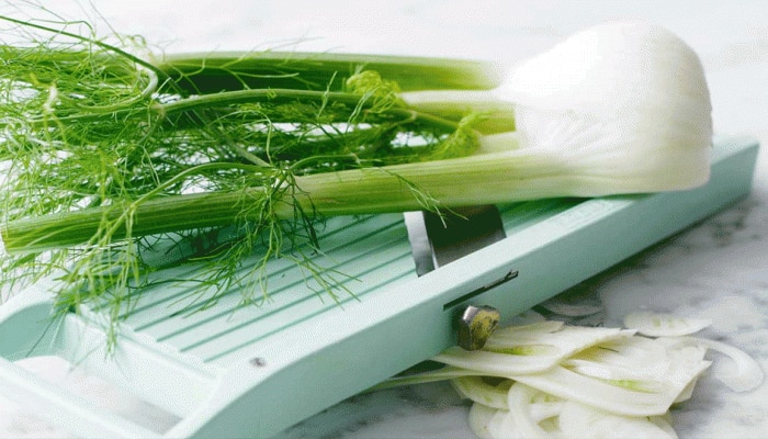 सर्दियों की ये सब्जियां वजन कम करने में करेंगी आपकी मदद, जल्दी डाइट में करें शामिल