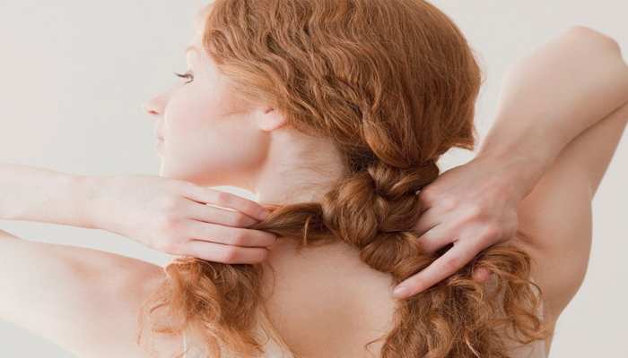 Tips for long hair strong hairs and hairfall solution tips and tricks for hairfall solution | Tips for Long and Strong Hair: अगर चाहिएं खूबसूरत बाल को आज से शूरू कर दें Tips for long hair strong hairs and hairfall solution tips and tricks for hairfall solution | Tips for Long and Strong Hair: अगर चाहिएं खूबसूरत बाल को आज से शूरू कर दें