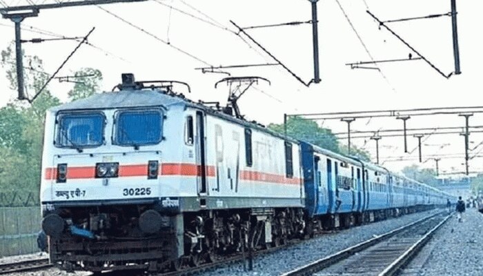 रेलवे ने स्थगित की एनटीपीसी लेवल-1 की परीक्षाएं, जानें वजह