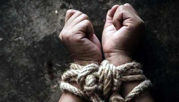 Father kidnapped his own son ambala Punjab | पिता ने अपने ही बेटे का किया  अपहरण, इमोशनल कर देने वाला है कारण | Hindi News, देश
